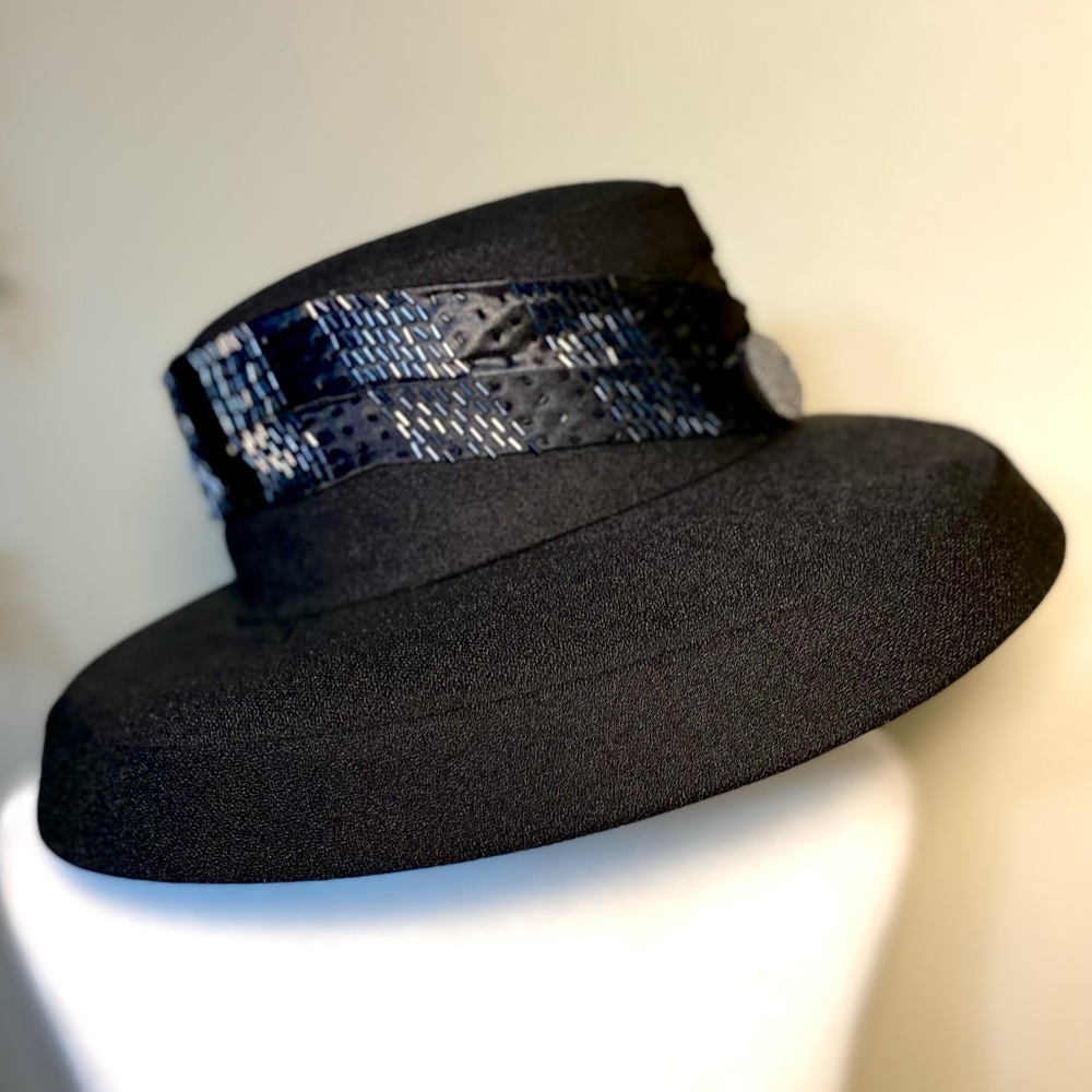 DROP-BRIM HAT Lisa Rene Church Black